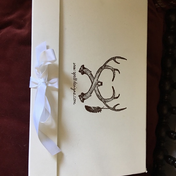 🚫SOLD🚫Aloha Fox Fringe Bag - Picture 8 of 8